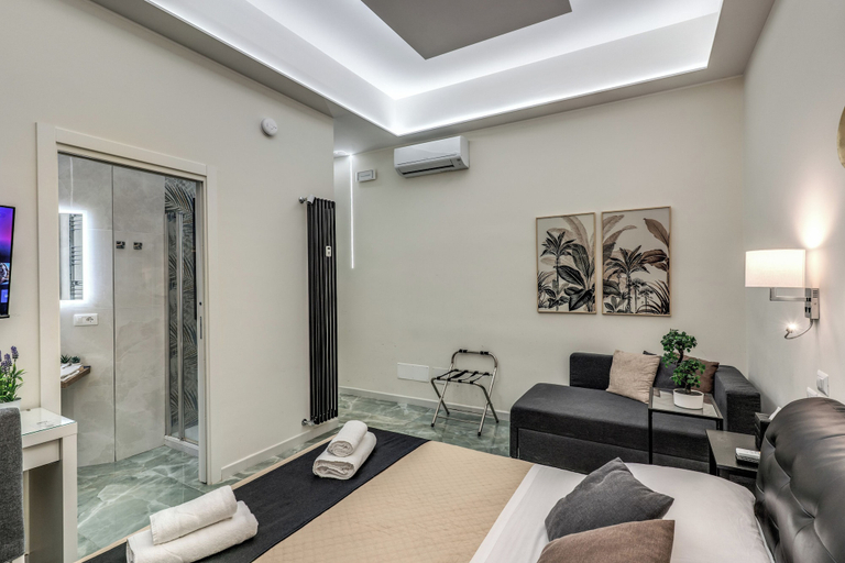 Room 4, Adriana 5 Luxury rooms, Rome