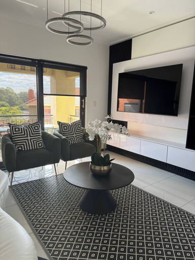 Primary image, 2 Bedroom Apartment Near Monte Casino, City of Johannesburg