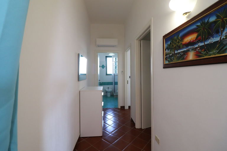 Bathroom 5, Holiday House "giulia" Otranto Sea Front, Lecce