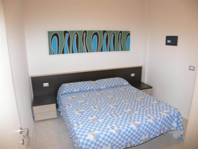 Room 4, Equipped and Stylish Flat in Bibione, Venezia