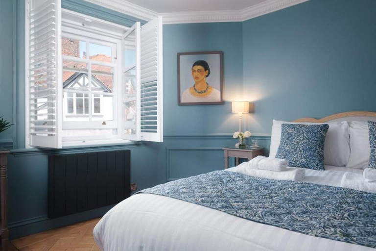 Room 3, Lowcross House, Shropshire