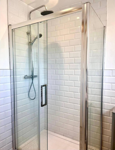 Bathroom 5, Tranquil Turquoise - 3 Bed House With Parking, Bracknell Forest