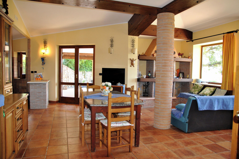 Food & Drinks, Uva & Stelle Maison Detached Villa in the Hills of Sperlonga, Latina