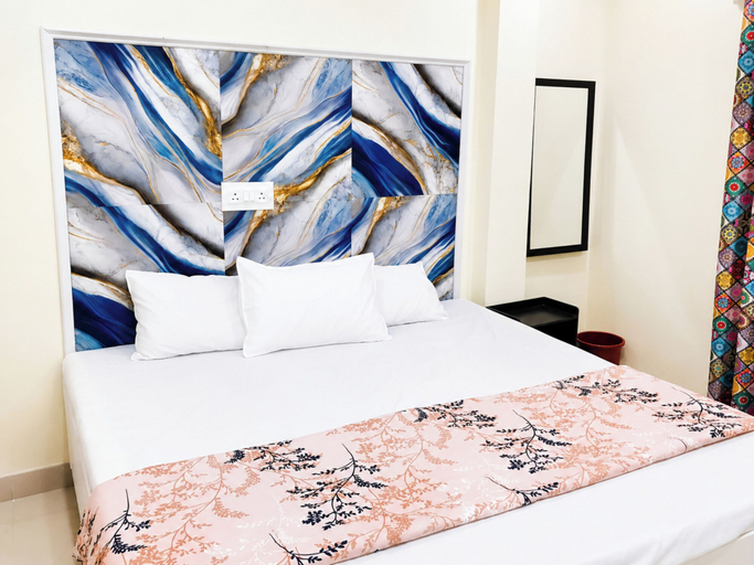 Room 2, Hotel Golden Lotus Inn, Lucknow