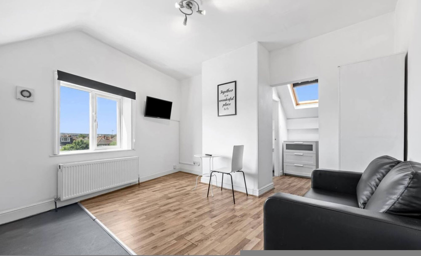 Room 3, Urban Studio Stay Leeds Free Wifi Parking, Leeds
