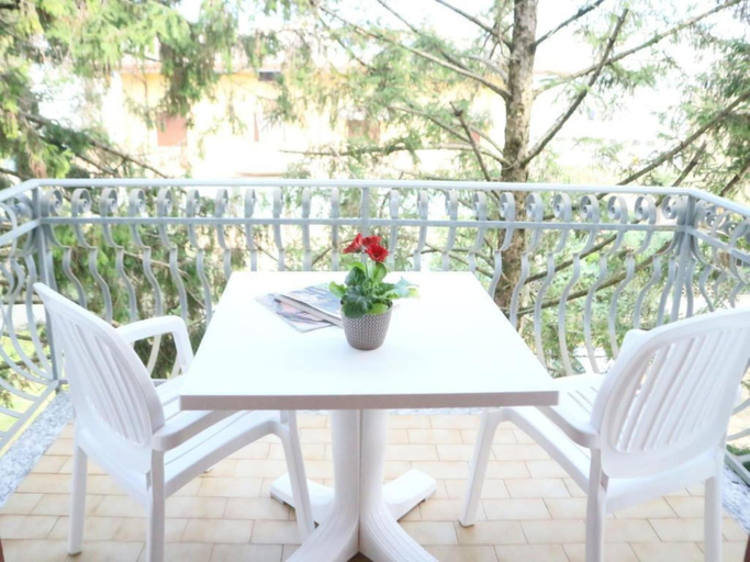 Balcony 4, Strategically Located one Bedroom Flat in Lignano, Udine