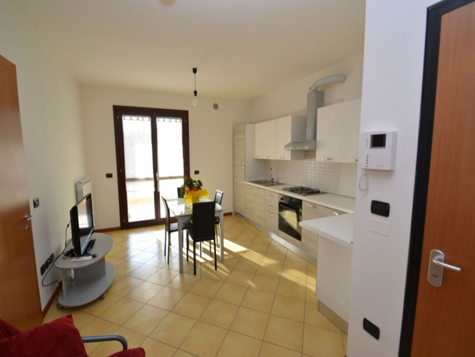 Interior, Comfortable Beachfront Apartment, Rovigo