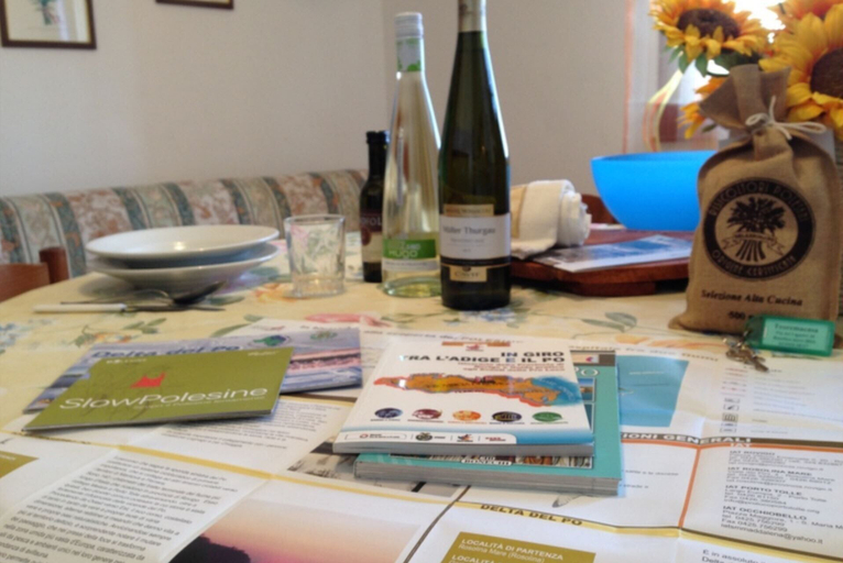 Dining room 3, Pleasant Seaside Flat in Rosolina Mare, Rovigo