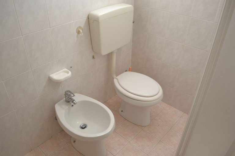 Bathroom amenities 5, Experience Comfort by the Coast-beahost Rentals, Rovigo
