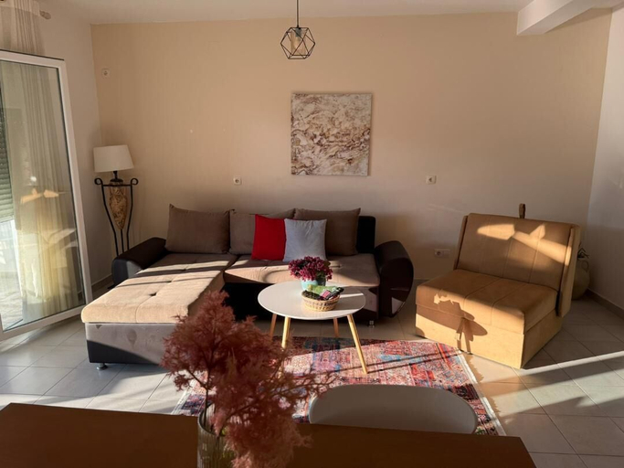 Living room 3, Superior Onebedroom Apartment
