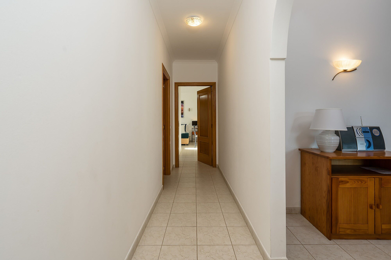 Room 4, Meia Praia Beach Golf Perfect for Families Ent, Lagos
