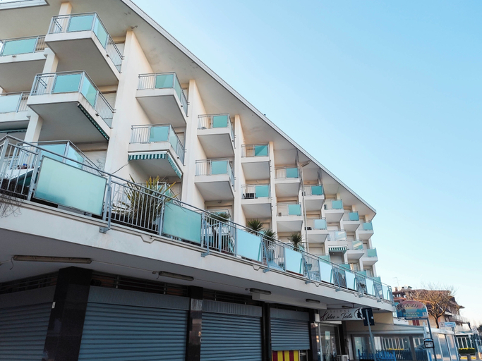 Balcony, Studio apartment with pool in Jesolo, Venezia