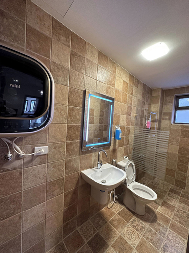 Bathroom 2, 1 Antika Jabalal-lovebdeh, Wadi Essier