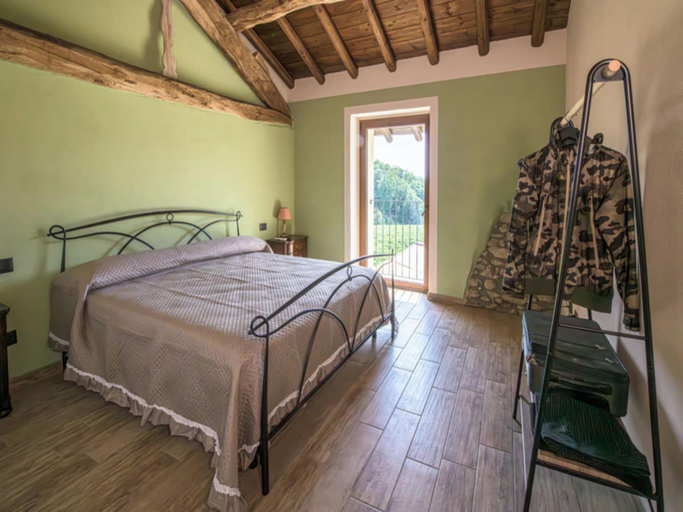 Room 2, Room-charming Alessandria Retreat With Q, Alessandria