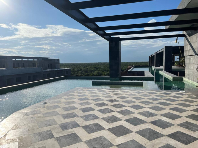 Pool 4, Unique Rooftop Sea View Walking to Beach The Best, Cozumel