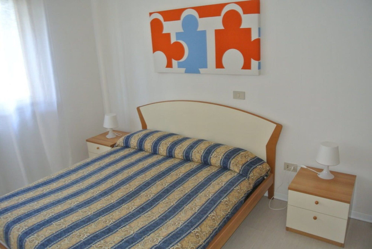Room 5, Comfortable Flat in Lignano Pineta, Udine