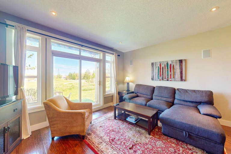 Others 4, Rivergrass by Property Valet, Grey