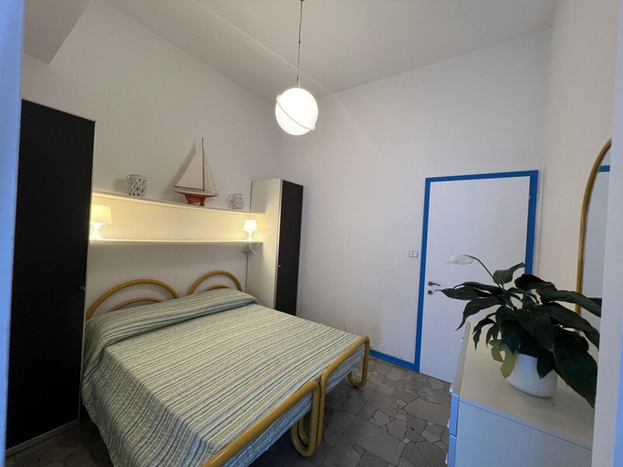 Room 3, Cozy Accommodation Just 250mt From the Beach, Udine
