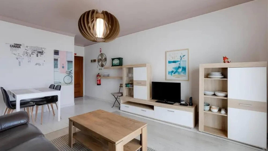 Living room 3, Max Crib Sea View Apart With AC and Garage, Silves