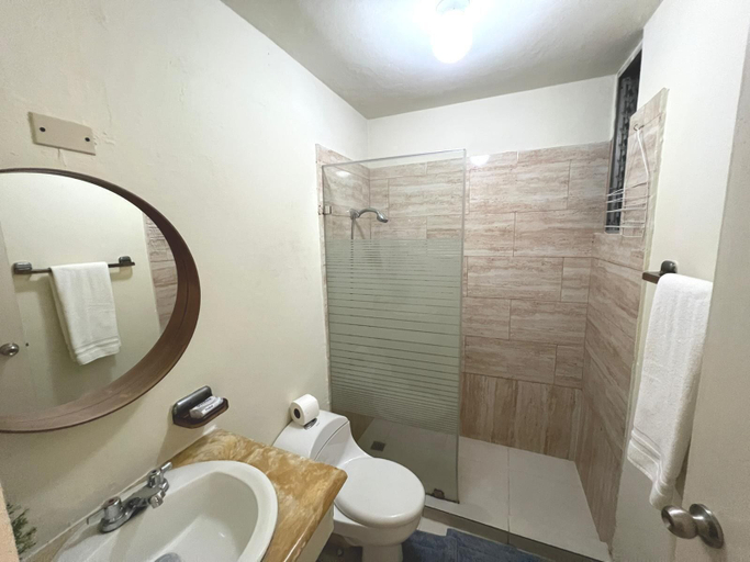 Bathroom, A Beautiful Studio Apartments Furnished in Gascue, Distrito Nacional