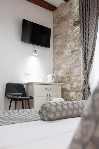 Bedroom 4, Room-stephane City Vibe Suites - Double, Trogir