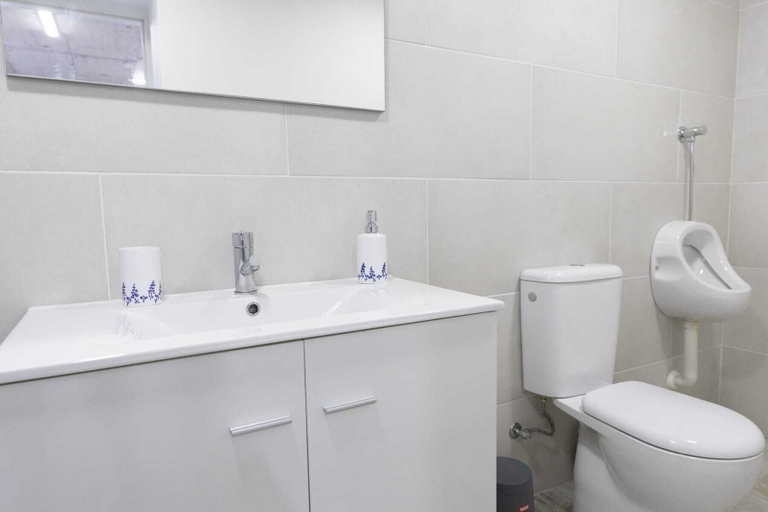Bathroom 3, Stay in our Cozy and Wonderful Casa da Rosinha, Calheta