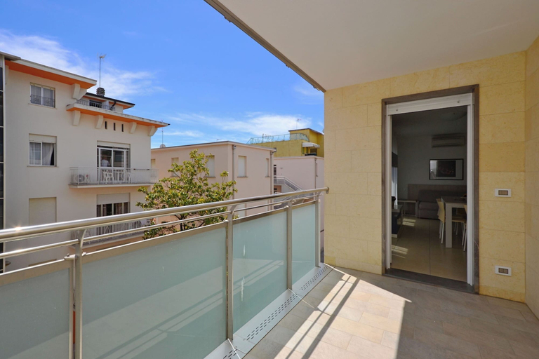 Balcony 5, Coastal Flat With Spacious Balcony, Udine