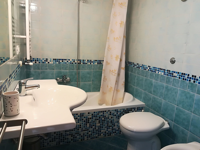 Others 3, Holiday House "laura" Otranto Center, Salento 6 Places, Lecce