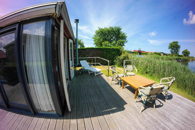 Outdoor dining 3, Chalet Valentina With Sauna by the Lauwersmeer, Dongeradeel