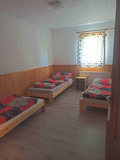 Bedroom 2, Penzion Athena, Blansko