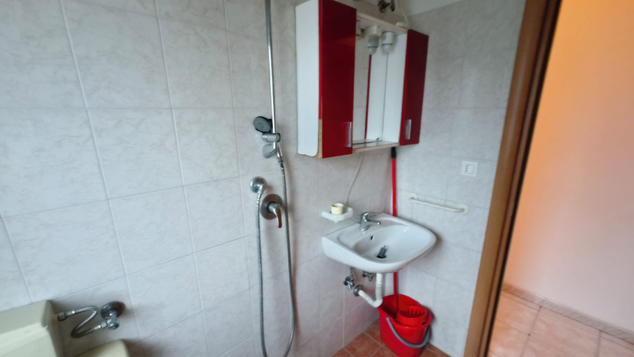 Bathroom 3, Flat in Rosolina Mare Near Beach, Rovigo