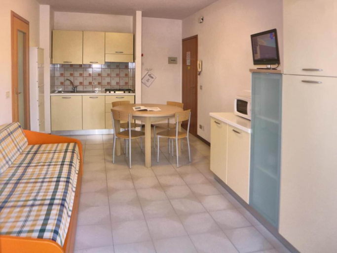 Room amenity, Bright and Equipped Flat, Udine