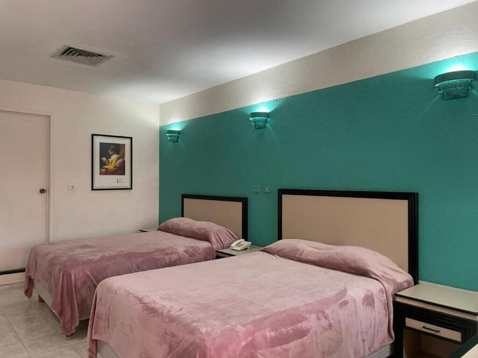 Room 4, HOTEL TAMAZUNCHALE, Tamazunchale