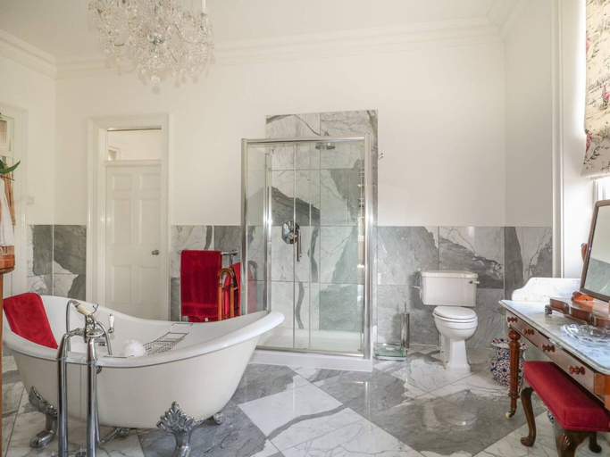 Bathroom 3, Severn Manor Country Estate, Worcestershire