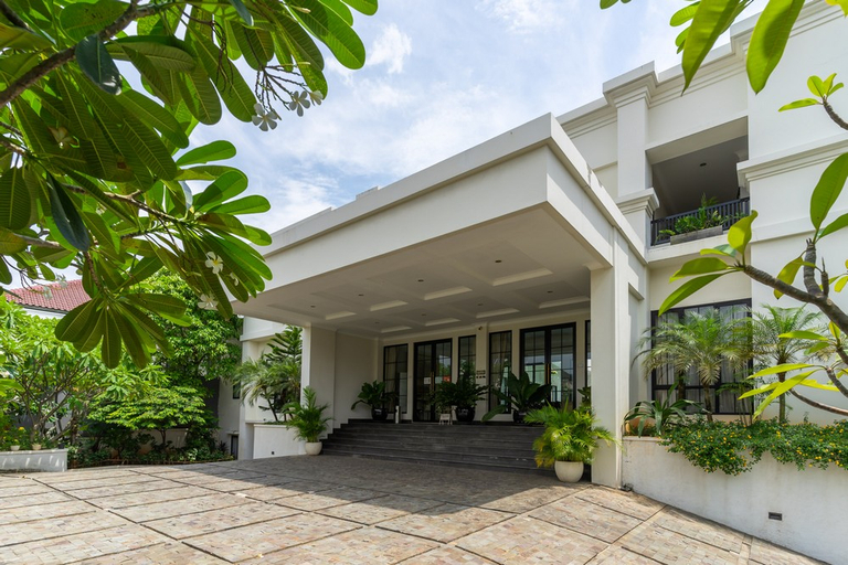 Others 5, Bangka Suite, South Jakarta