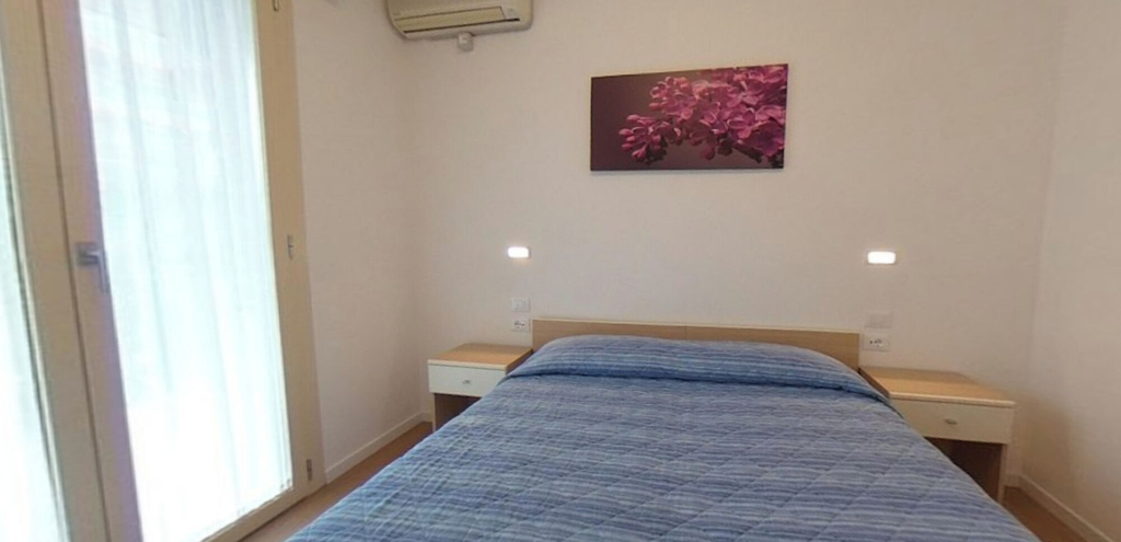 Room 3, Modern Central Flat With two Balconies, Udine