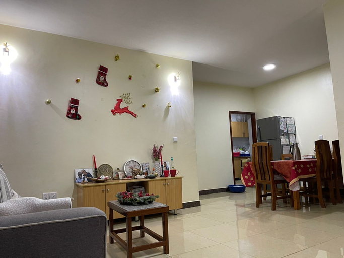 Dining room 3, The Mugabi's Spacious Private Room, Gasabo