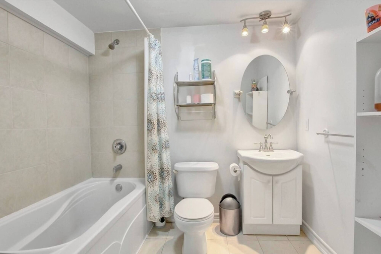 Bathroom 5, A Very Peaceful Home, Durham