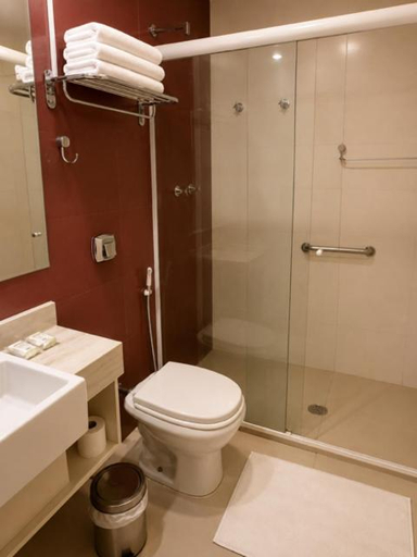 Bathroom 3, Atlântico Golden Apart Hotel, Santos
