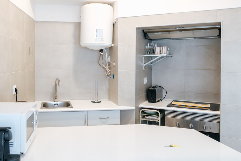 Private kitchen 5, Downtown Central Castle Lisbon, Lisbon