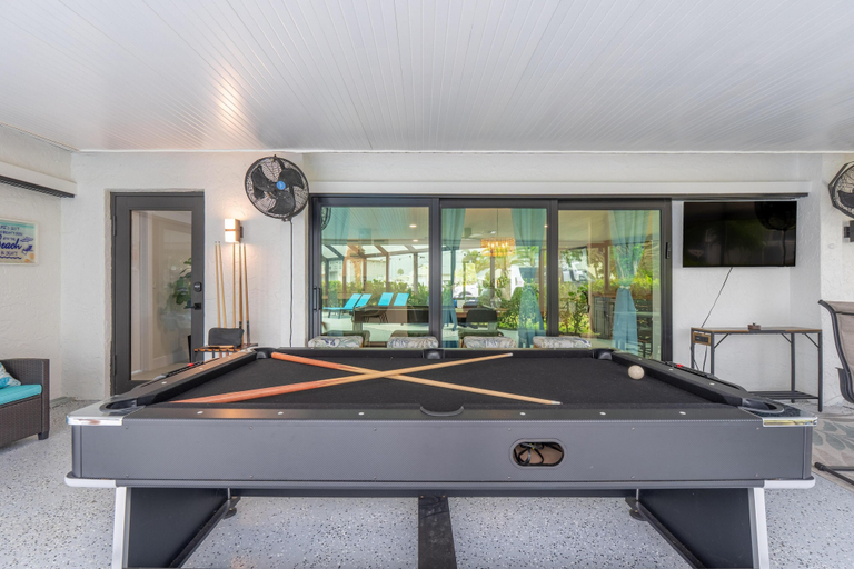 Game room 2, Sunshine Dock House, Lee