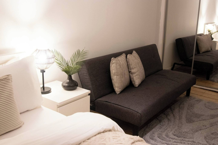 Room 4, Urban One Central Location, Aberdeen
