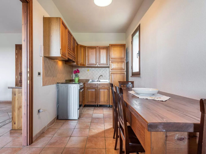 Interior 4, Holiday Retreat Near La Caletta Beaches, Nuoro
