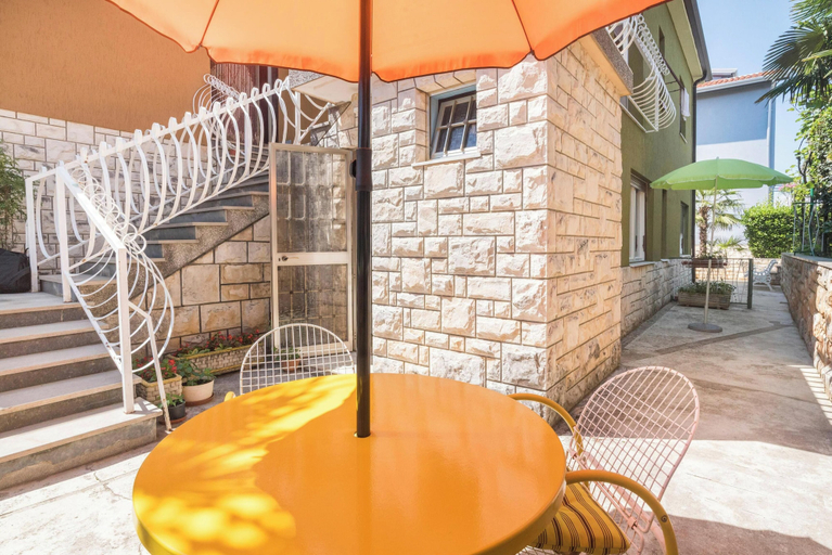Terrace/patio 3, Cozy Holiday Studio in Umag, Umag