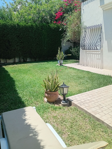 Terrace/patio 2, Charming 600sqm Villa With a Large Garden & Pool, Soukra