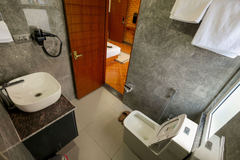Bathroom 4, Boudha Boutique Inn, Bagmati
