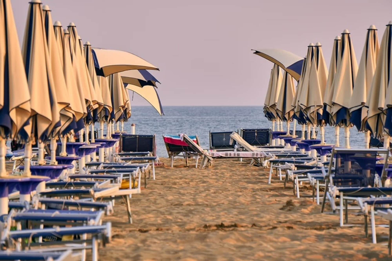 Beach 4, Bright and Modern Beachside Flat in Bibione, Venezia
