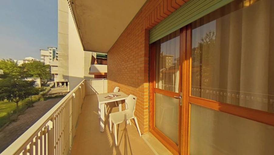 Balcony 3, Simple and Comfy Base for Families and Groups, Udine