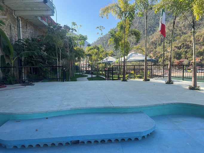 Garden 4, Luxury Beach Frontage Villa With Amazing Views for Rent, Cabo Corrientes