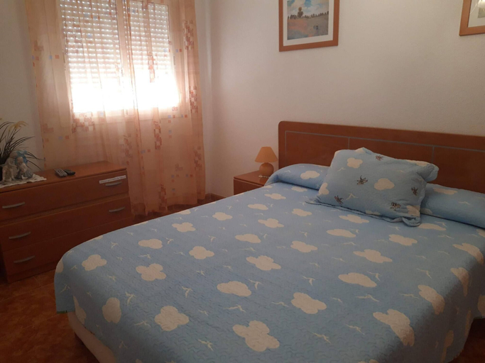 Room 5, Nice apartment near the beach with parking and wifi, Almería
